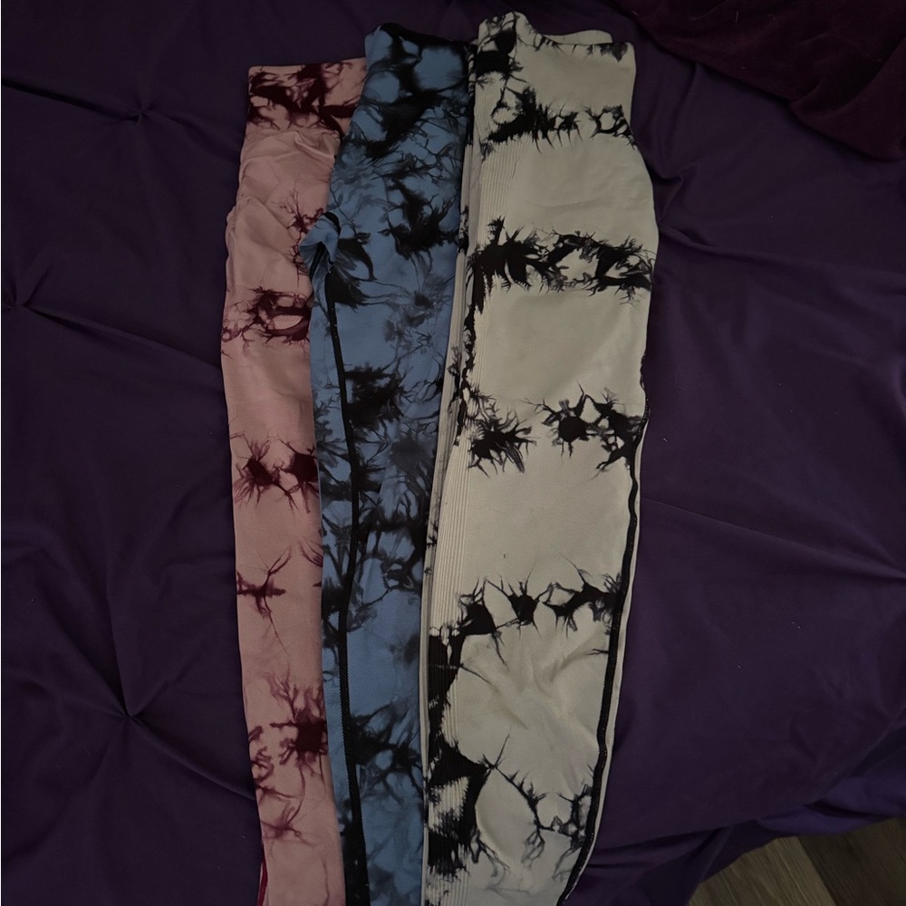 Women’s Tie-Dye Leggings Set - Pink, Blue, White